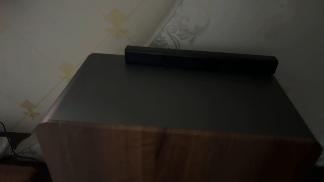 It’s so cool. I chose this ambient light from several stores before I fell in love with it. It’s really good.